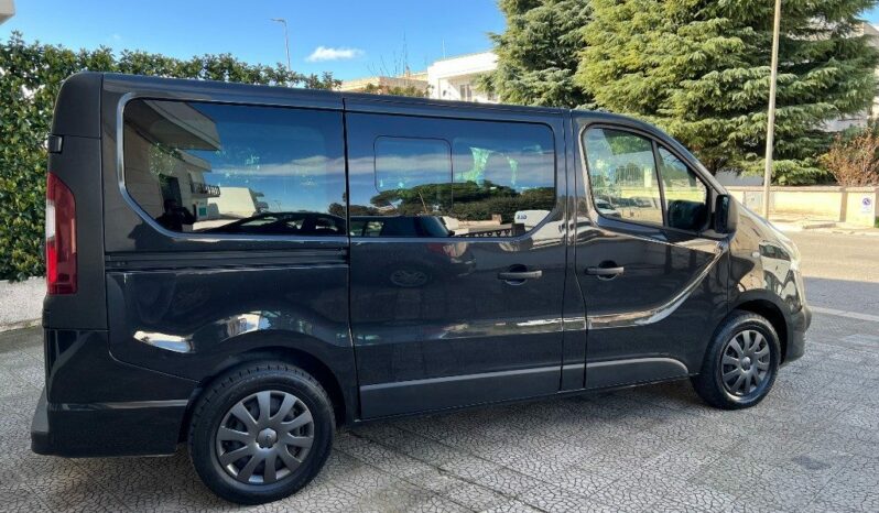 
								Opel Vivaro 1.6 BiTurbo S&S Combi 9 Posti pieno									