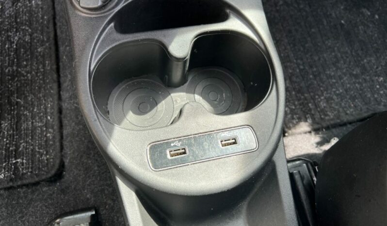 
								Fiat 500 1.0 Hybrid Sport Connect pieno									