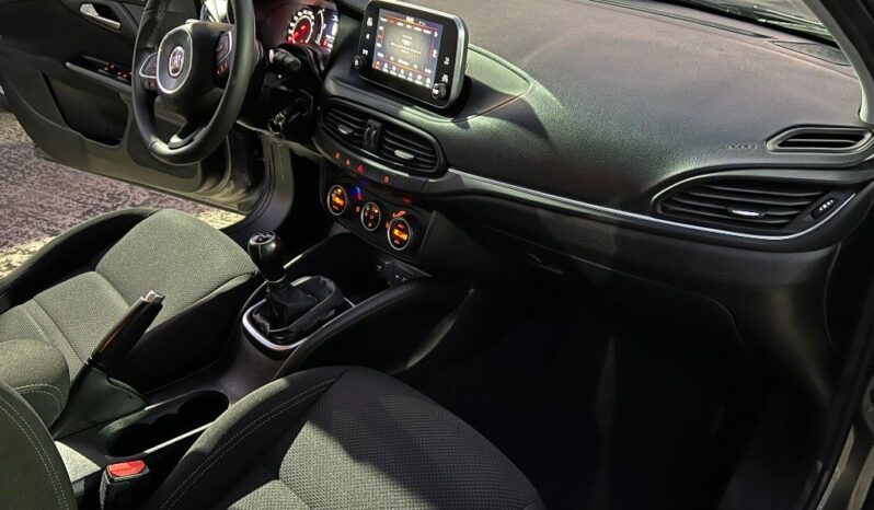 
								Fiat Tipo 1.3 Mjt S&S 5 porte Lounge pieno									