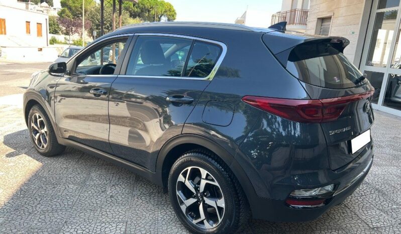 
								Kia Sportage 1.6 CRDI 136 CV 2WD Mild Hybrid pieno									