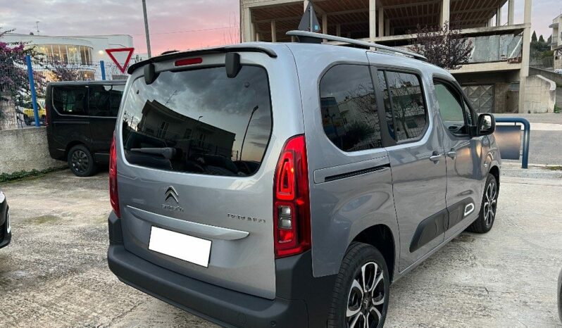 
								Citroen Berlingo BlueHDi 100 Shine pieno									