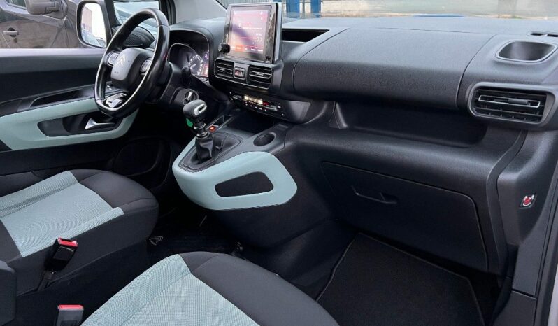 
								Citroen Berlingo BlueHDi 100 Shine pieno									