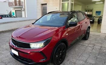 Opel Grandland 1.5 BlueHDI 130 AT8 GS line
