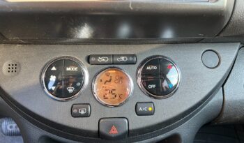 
									Nissan Note 1.6 16V Matic pieno								
