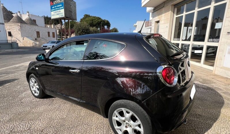 
								Alfa Romeo Mito 1.6 JTDm 16V pieno									