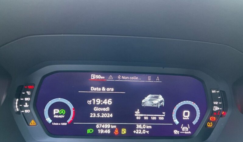 
								Audi A3 SPB 30 TDI S tronic Advanced .									