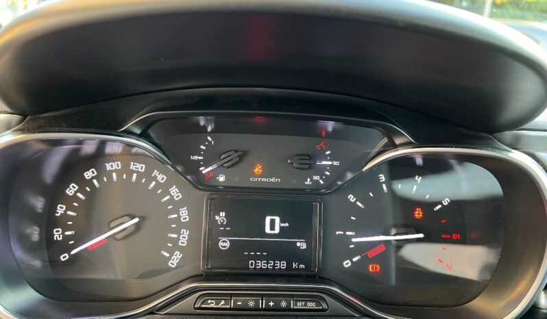 
								Citroen C3 BlueHDi Shine .									