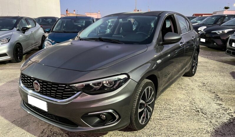 
								Fiat Tipo 1.3 Mjt S&S 5 porte Lounge .									