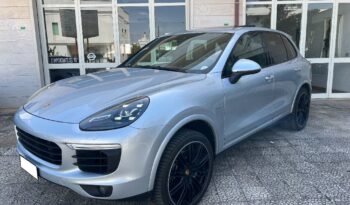 
									Porsche Cayenne 3.0 Diesel TETTO pieno								
