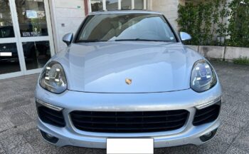 Porsche Cayenne 3.0 Diesel TETTO