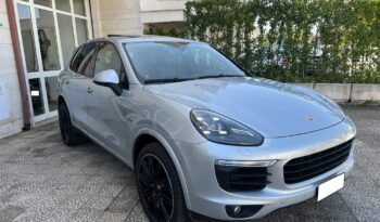 
									Porsche Cayenne 3.0 Diesel TETTO pieno								
