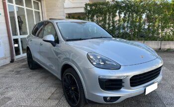 Porsche Cayenne 3.0 Diesel TETTO