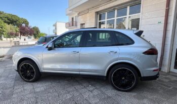 
									Porsche Cayenne 3.0 Diesel TETTO pieno								