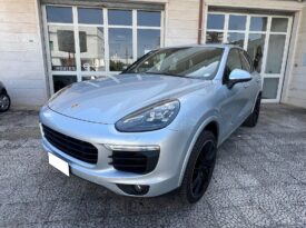 Porsche Cayenne 3.0 Diesel TETTO