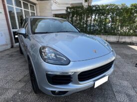 Porsche Cayenne 3.0 Diesel TETTO