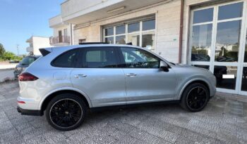 
									Porsche Cayenne 3.0 Diesel TETTO pieno								