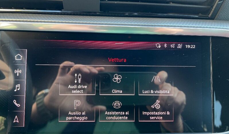 
								Audi Q3 SPB 35 2.0 150 TDI quattro S line edition pieno									