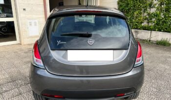
									Lancia Ypsilon 1.0 FireFly 5 porte S&S Hybrid pieno								
