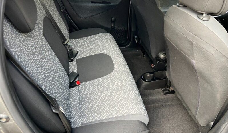 
								Lancia Ypsilon 1.0 FireFly 5 porte S&S Hybrid pieno									