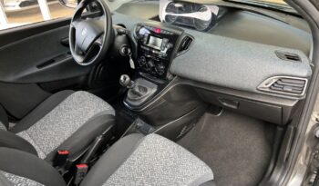
									Lancia Ypsilon 1.0 FireFly 5 porte S&S Hybrid pieno								