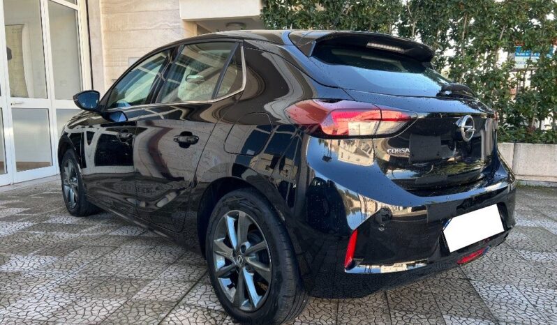 
								Opel Corsa 1.2 Elegance .									