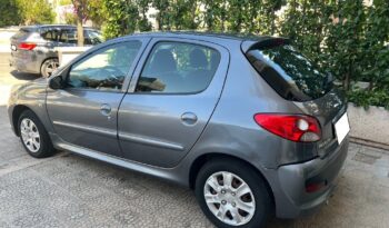 
									Peugeot 206 Plus 1.4 HDi 70CV 5p. .								