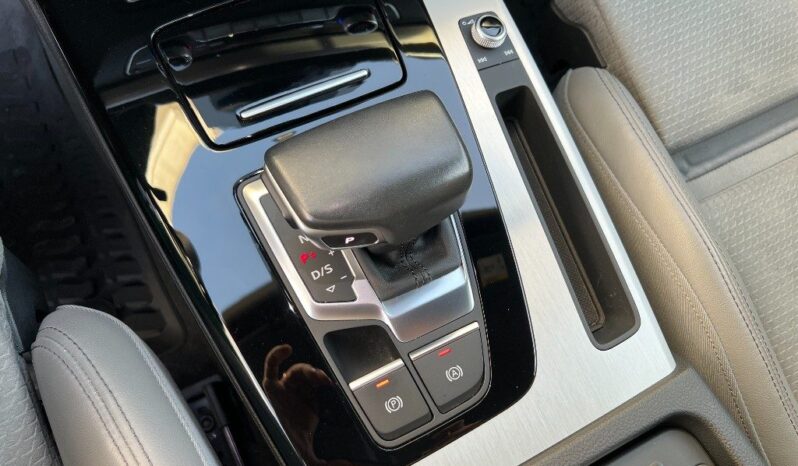 
								Audi Q5 2.0 TDI 204 CV quattro S tronic S line plus .									