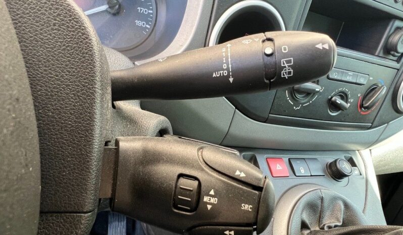 
								Peugeot Partner 1.6 BlueHDi 100 Autocarro (N1) .									