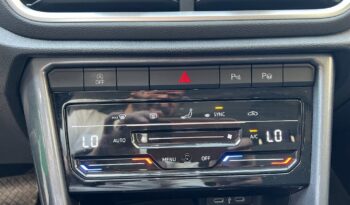
									Volkswagen T-Roc 2.0 TDI 150 CV DSG TETTO NERO .								