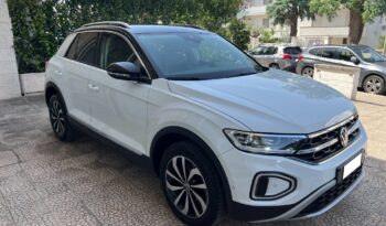 
									Volkswagen T-Roc 2.0 TDI 150 CV DSG TETTO NERO .								