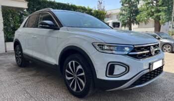 
									Volkswagen T-Roc 2.0 TDI 150 CV DSG TETTO NERO .								