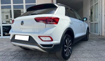 
									Volkswagen T-Roc 2.0 TDI 150 CV DSG TETTO NERO .								