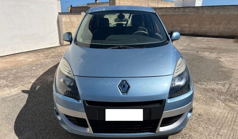 
								Renault Scenic X-Mod 1.5 dCi 110CV .									
