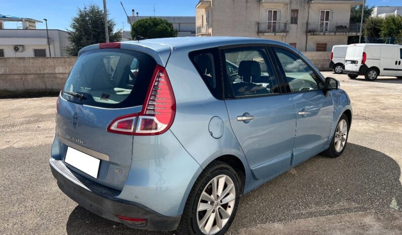 
								Renault Scenic X-Mod 1.5 dCi 110CV .									
