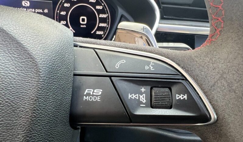 
								Audi RS Q3 SPB quattro S tronic .									