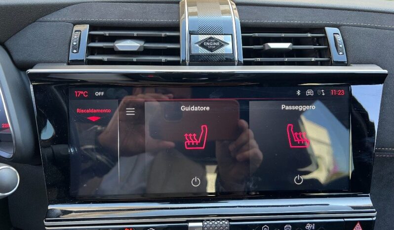 
								DS 7 BlueHDi 130 aut. Performance Line .									