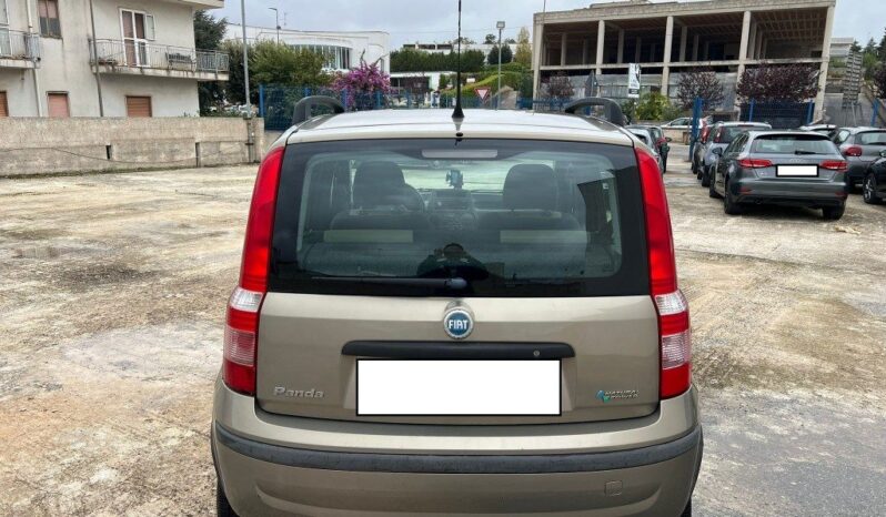 
								Fiat Panda 1.2 Dynamic Natural Power .									