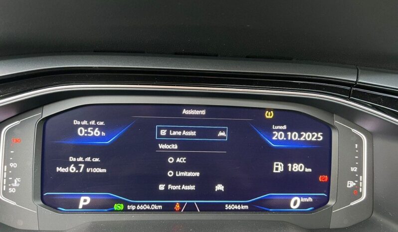 
								Volkswagen Taigo 1.0 TSI 110 CV DSG R-Line .									