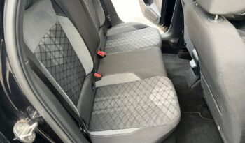 
									Volkswagen Taigo 1.0 TSI 110 CV DSG R-Line .								