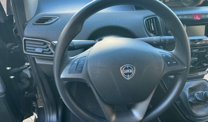 
								Lancia Ypsilon 1.0 FireFly S&S Hybrid Ecochic .									