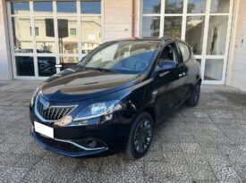Lancia Ypsilon 1.0 FireFly S&S Hybrid Ecochic