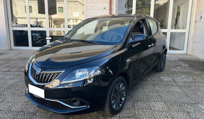 
								Lancia Ypsilon 1.0 FireFly S&S Hybrid Ecochic .									