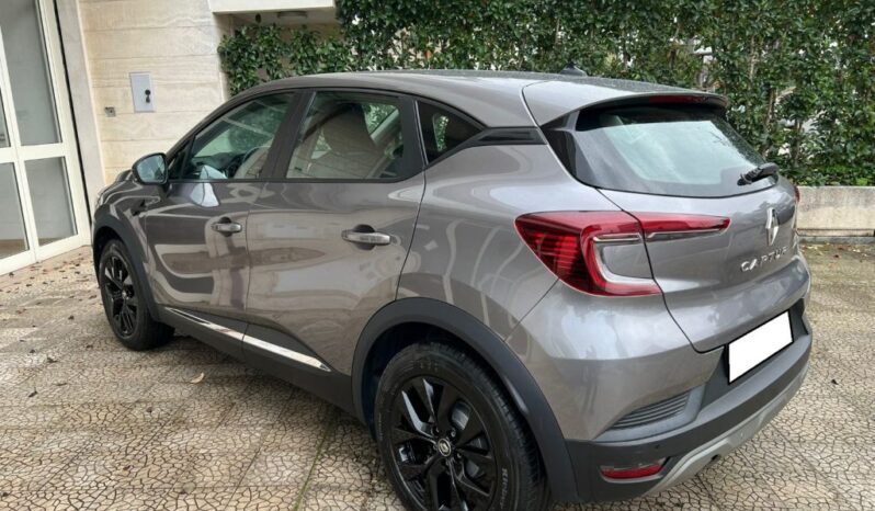 
								Renault Captur Blue dCi 95 CV .									