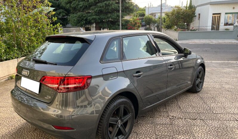 
								Audi A3 Sportback SPB 1.6 TDI 116 CV S tronic .									