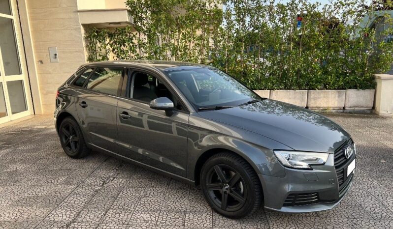 
								Audi A3 Sportback SPB 1.6 TDI 116 CV S tronic .									