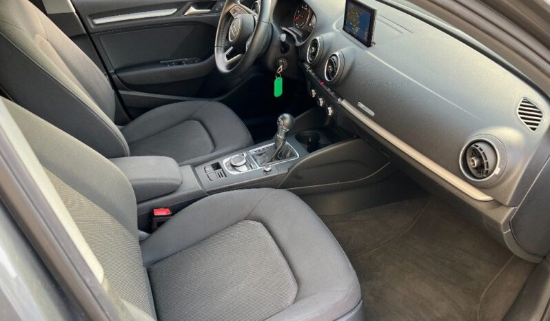 
								Audi A3 Sportback SPB 1.6 TDI 116 CV S tronic .									