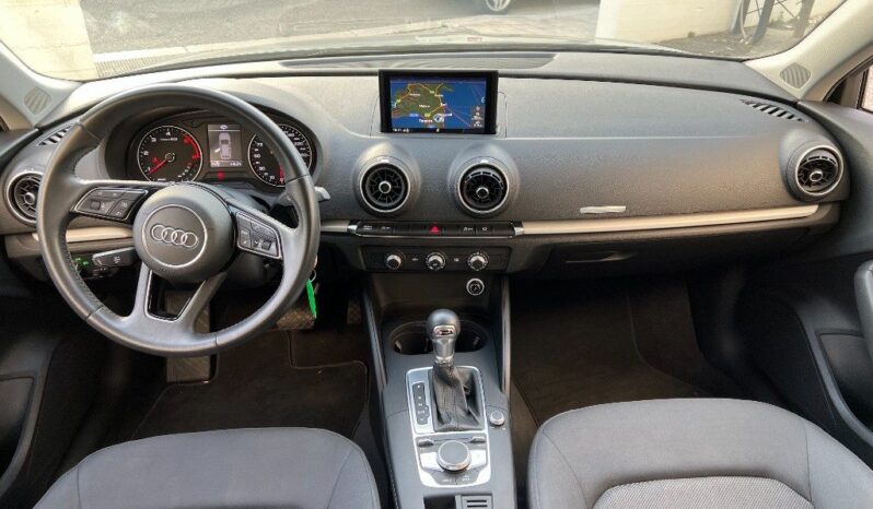 
								Audi A3 Sportback SPB 1.6 TDI 116 CV S tronic .									