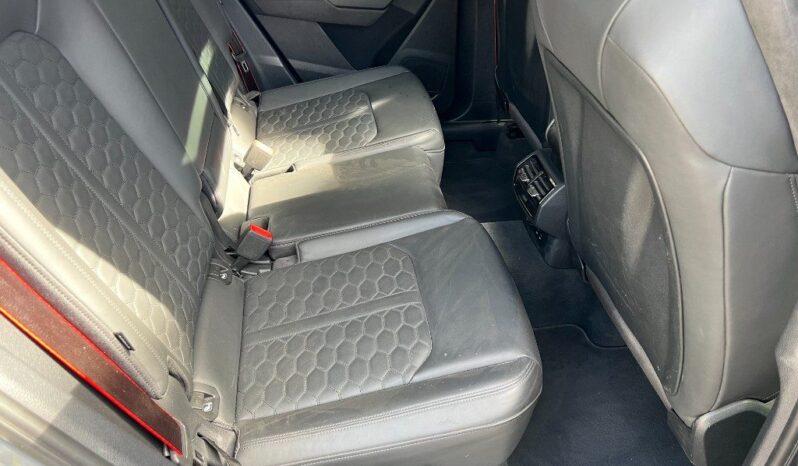 
								Audi RS Q3 Sportback SPB quattro S tronic .									