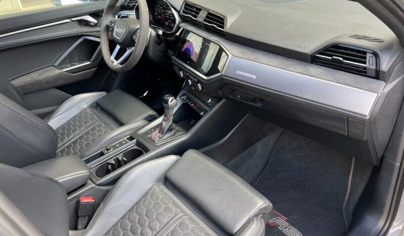 
								Audi RS Q3 Sportback SPB quattro S tronic .									