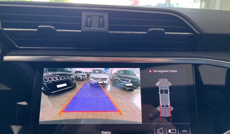 
								Audi RS Q3 Sportback SPB quattro S tronic .									